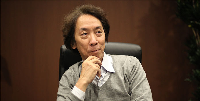 西山隆志